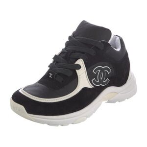 CHANEL Interlocking CC Logo Chunky Sneaker